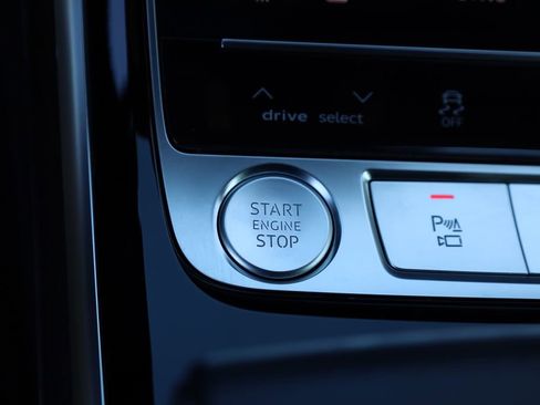 Used 2019 Audi A8 L 4.0T w/ First Edition Package image 27