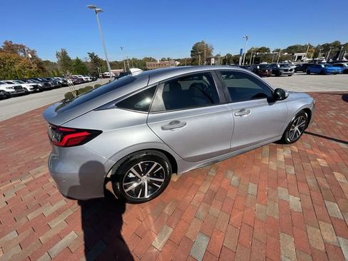 Used 2023 Honda Civic LX image 36