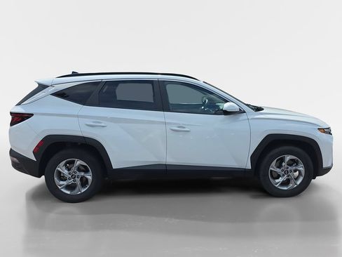 Used 2024 Hyundai Tucson SEL AWD/4WD image 3