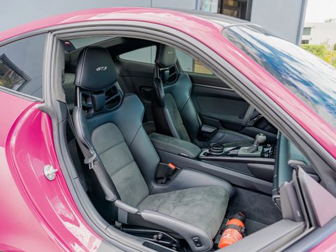 Used 2024 Porsche 911 GT3 RWD image 12
