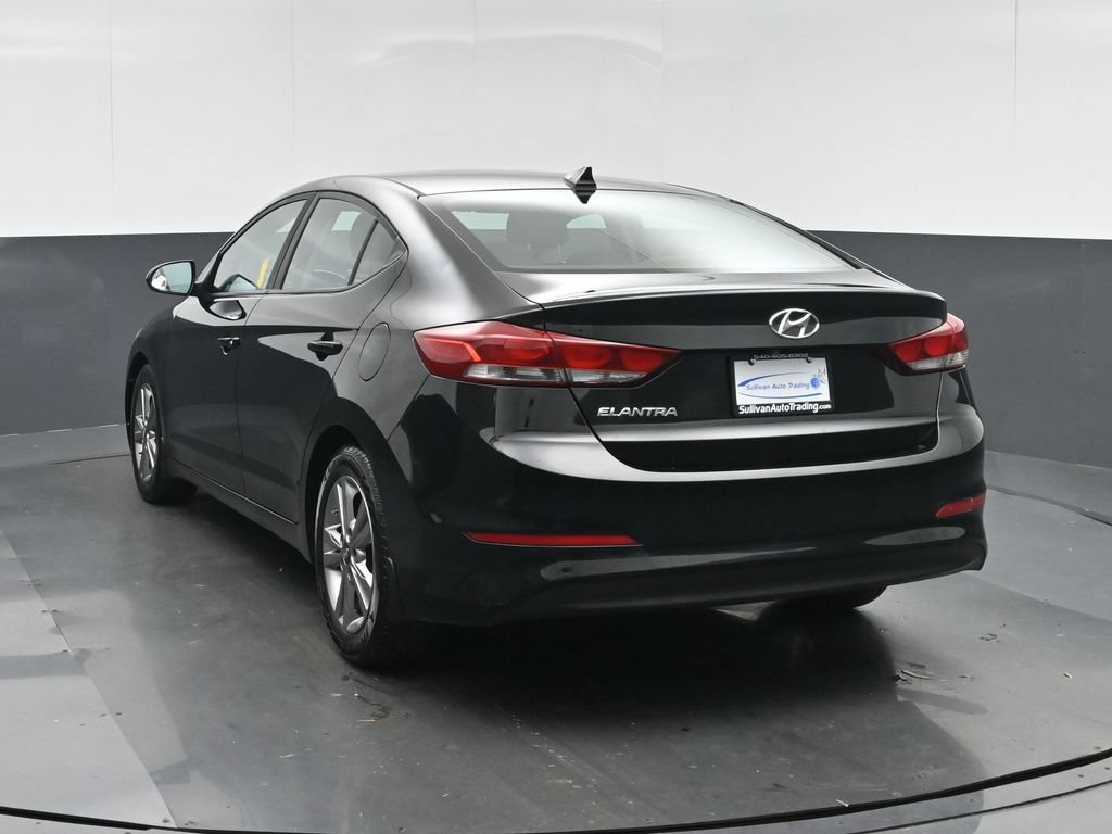Used 2018 Hyundai Elantra Value Edition w/ Cargo Package FWD image 5