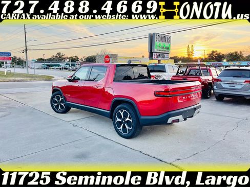 Used 2023 Rivian R1T Adventure image 9