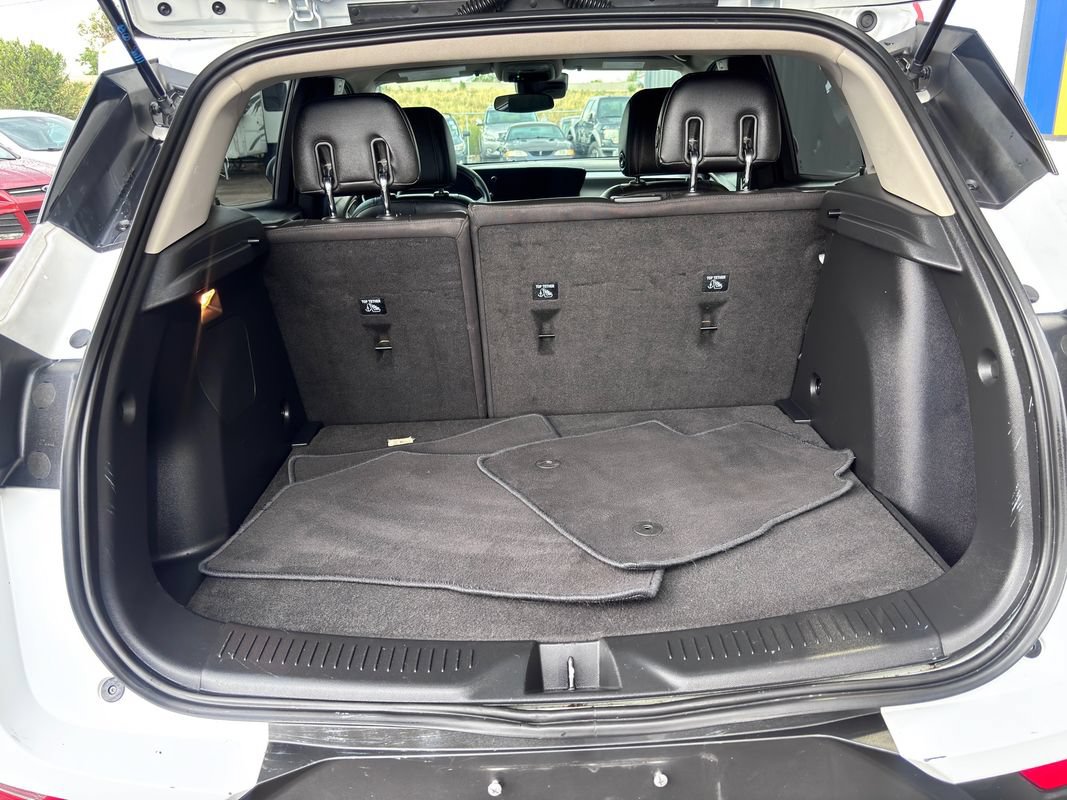 Used 2025 Buick Encore GX Preferred AWD/4WD image 39