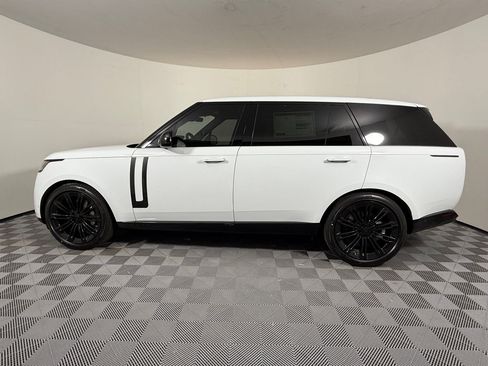 New 2026 Land Rover Range Rover Long Wheelbase SE image 2