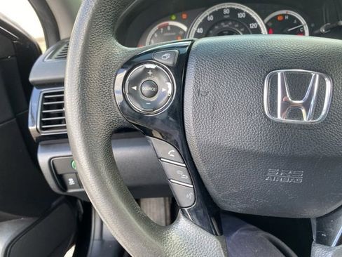 Used 2016 Honda Accord LX image 25