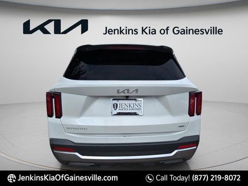 New 2026 Kia Sportage EX image 7