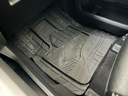 Certified 2021 Ford F250 Lariat w/ Tremor Off-Road Package image 38