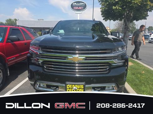 Used 2021 Chevrolet Silverado 1500 High Country w/ Technology Package AWD/4WD image 2