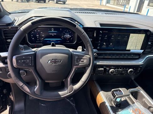 New 2026 Chevrolet Silverado 1500 High Country w/ Midnight Edition AWD/4WD image 19
