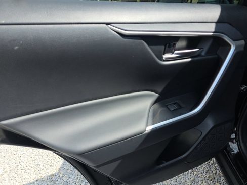 Certified 2025 Toyota RAV4 XLE AWD/4WD image 14