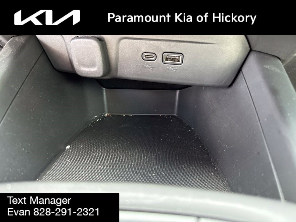 Used 2025 Chevrolet Trax RS w/ Driver Confidence Package FWD image 23
