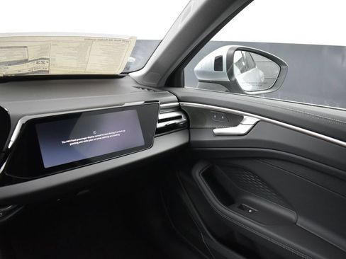 New 2026 Audi A6 Premium Plus AWD/4WD image 12