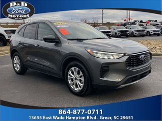 Used 2025 Ford Escape Active video 1