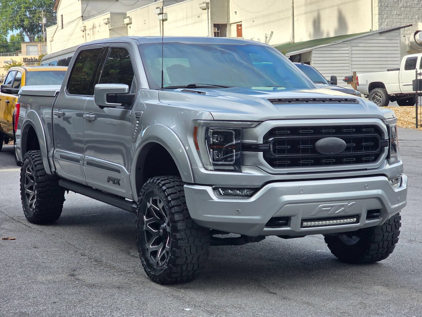 Used 2022 Ford F150 Lariat w/ Equipment Group 502A High AWD/4WD image 9