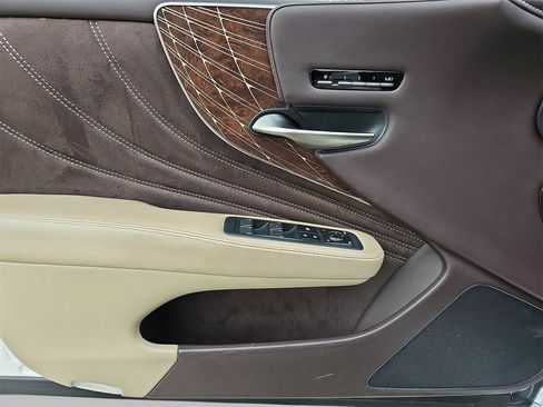 Used 2018 Lexus LS 500 AWD image 27