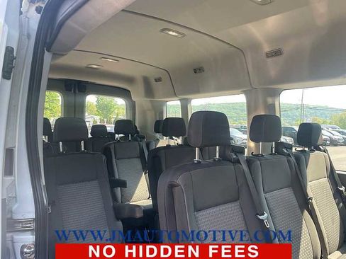 Used 2023 Ford Transit 350 XLT RWD image 4
