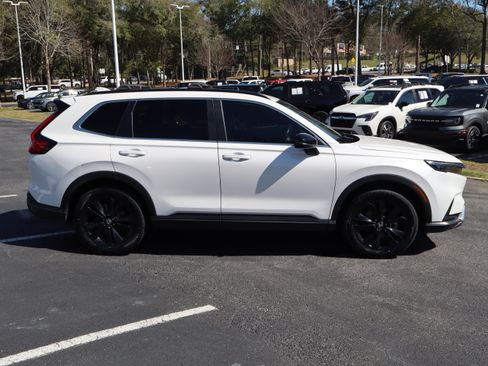 Used 2024 Honda CR-V Sport Touring image 12