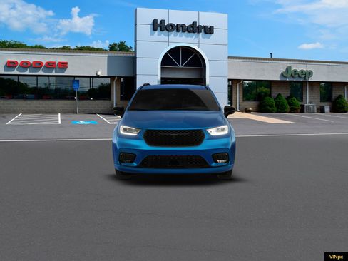 New 2026 Chrysler Pacifica Select image 12