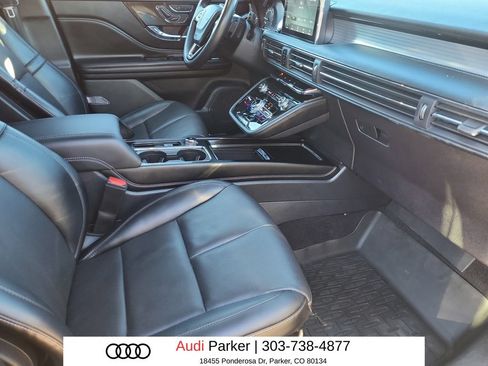 Used 2022 Lincoln Corsair AWD w/ Premium Package image 13