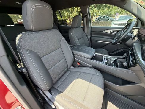 Used 2026 Chevrolet Traverse LT FWD image 29