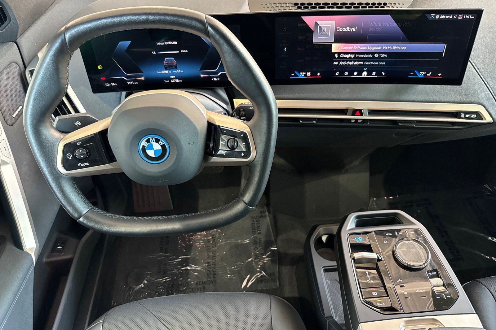 Certified 2024 BMW iX xDrive50 w/ Premium Package AWD/4WD image 18