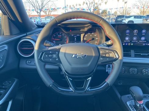 New 2026 Chevrolet Trax RS w/ Sunroof Package image 34