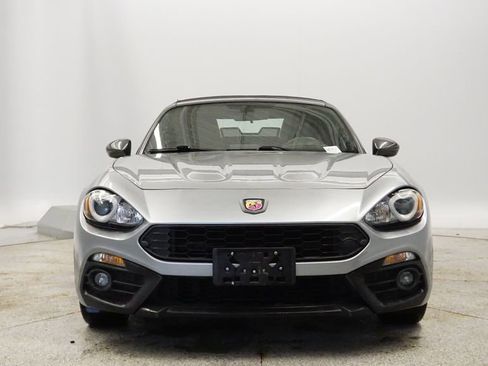 Used 2017 FIAT 124 Spider Abarth image 10