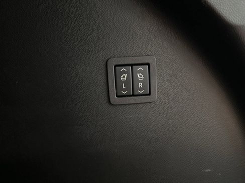 Certified 2024 Buick Enclave Premium image 9