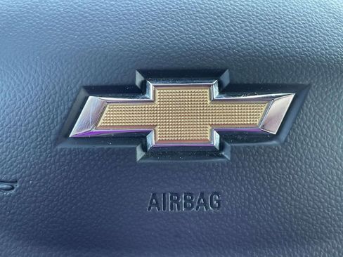 Used 2024 Chevrolet Traverse LT FWD image 30
