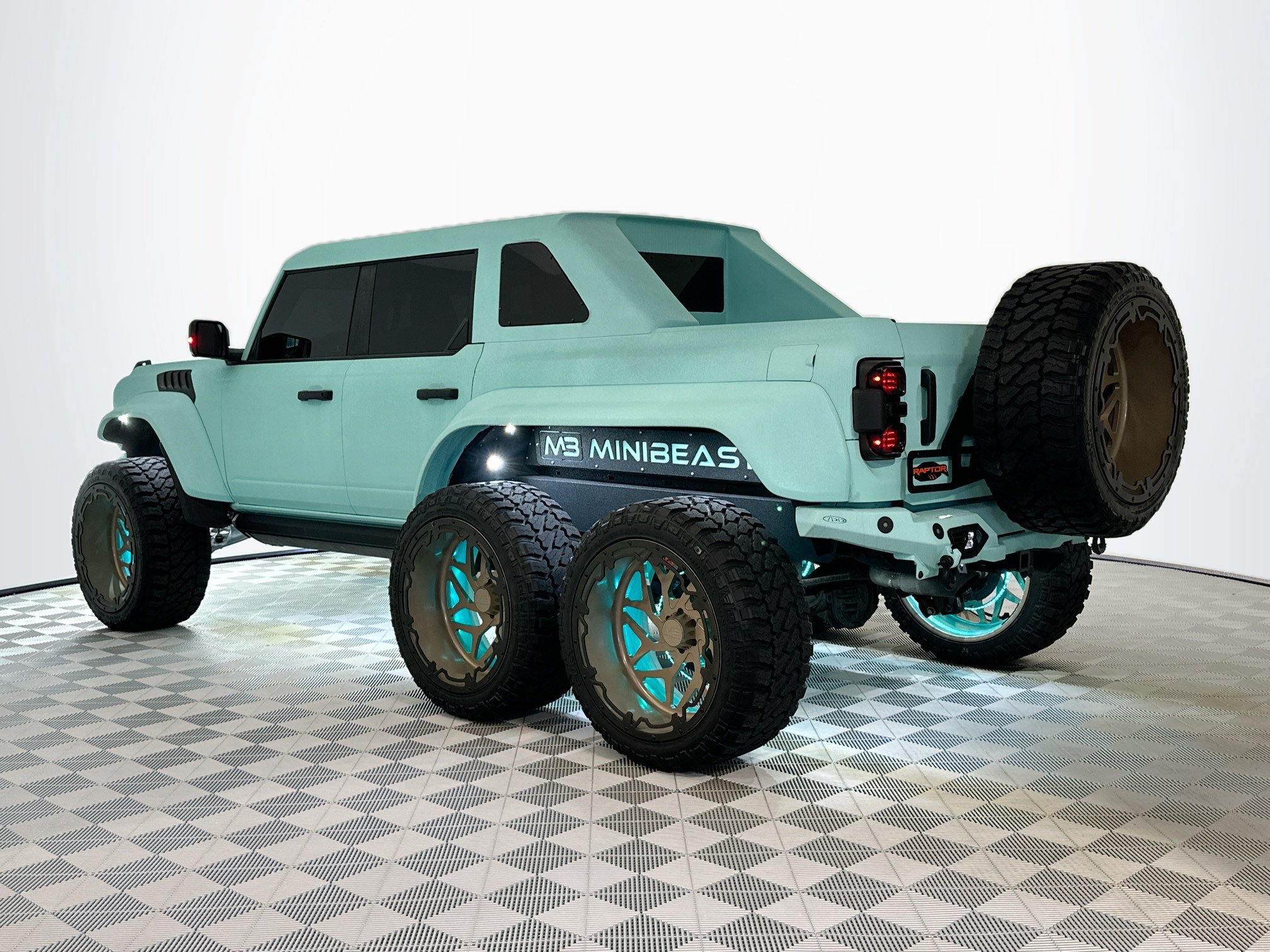 Used 2023 Ford Bronco Raptor AWD/4WD image 34