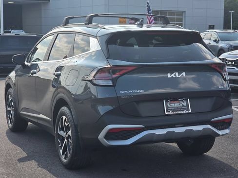 Used 2023 Kia Sportage EX w/ EX Premium Package AWD/4WD image 6