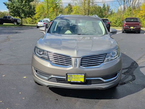 Used 2016 Lincoln MKX Reserve w/ Climate Package image 2