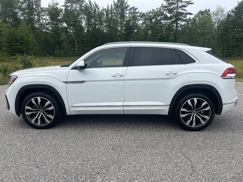 Used 2021 Volkswagen Atlas Cross Sport SEL R-Line AWD/4WD image 8
