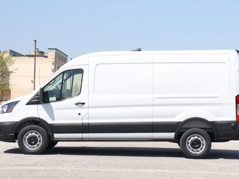 New 2026 Ford Transit 250 148 Medium Roof image 5