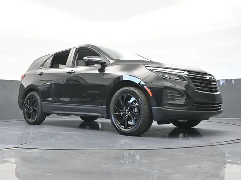 Used 2024 Chevrolet Equinox LS w/ Midnight Edition image 56