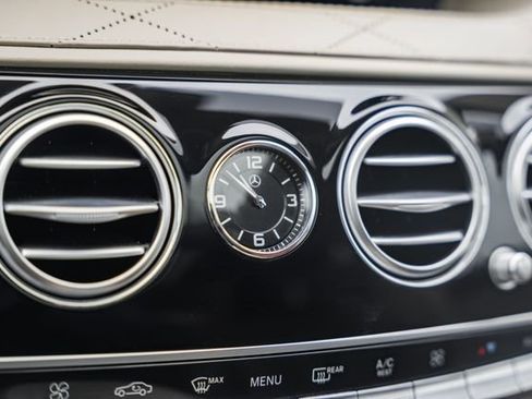 Used 2018 Mercedes-Benz S 560 4MATIC Sedan image 23