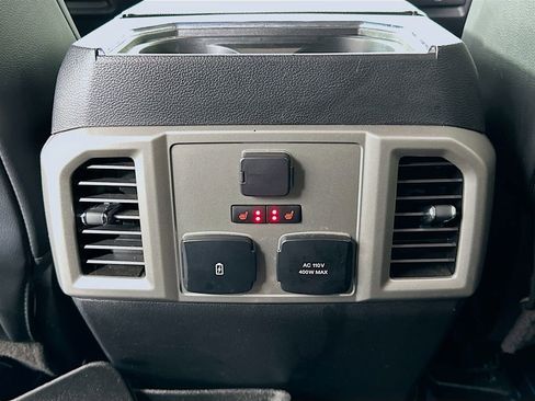 Used 2019 Ford F250 Lariat w/ Lariat Ultimate Package image 27