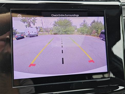 New 2025 Jeep Grand Cherokee Laredo X w/ Luxury Tech Group I image 19