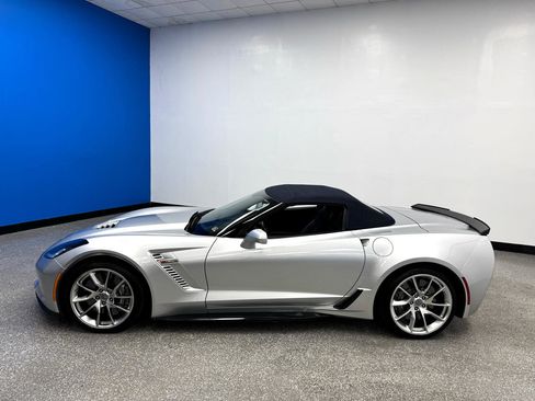 Used 2017 Chevrolet Corvette Z06 image 8