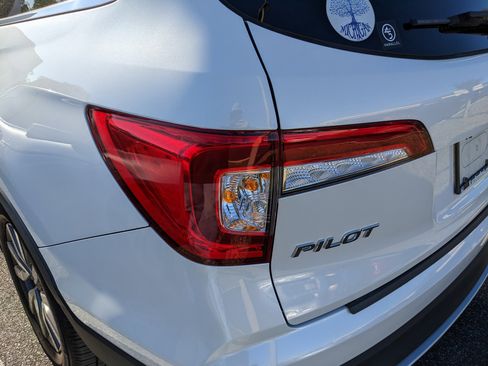 Used 2020 Honda Pilot EX-L image 11