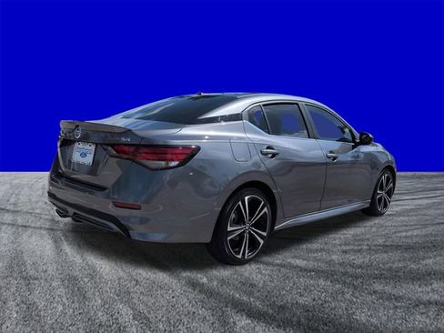 Used 2023 Nissan Sentra SR w/ Trunk Package FWD image 4