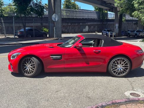 Certified 2018 Mercedes-Benz AMG GT Roadster image 2