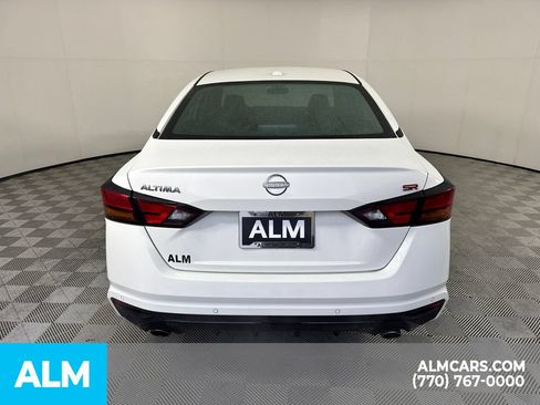 Used 2025 Nissan Altima 2.5 SR FWD image 7