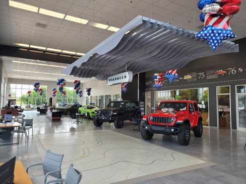 Used 2025 Jeep Grand Cherokee Altitude w/ Trailer Tow Package image 10