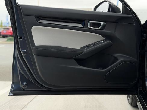 Certified 2025 Honda Civic Sport image 13