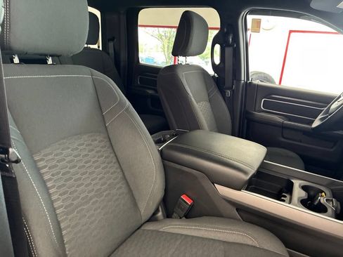 Certified 2025 RAM 2500 Big Horn AWD/4WD image 43