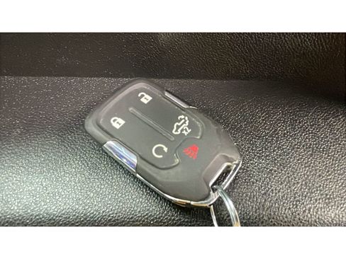 Used 2021 Chevrolet Silverado 1500 LT AWD/4WD image 19