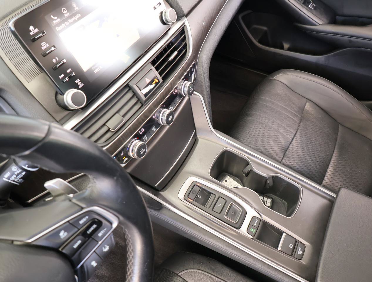 Used 2019 Honda Accord Touring image 41