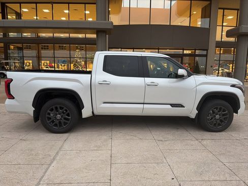 Used 2024 Toyota Tundra Platinum image 7