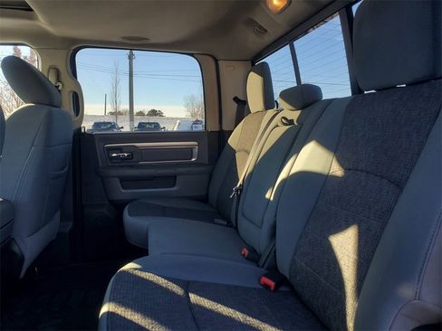 Used 2014 RAM 2500 Big Horn image 28